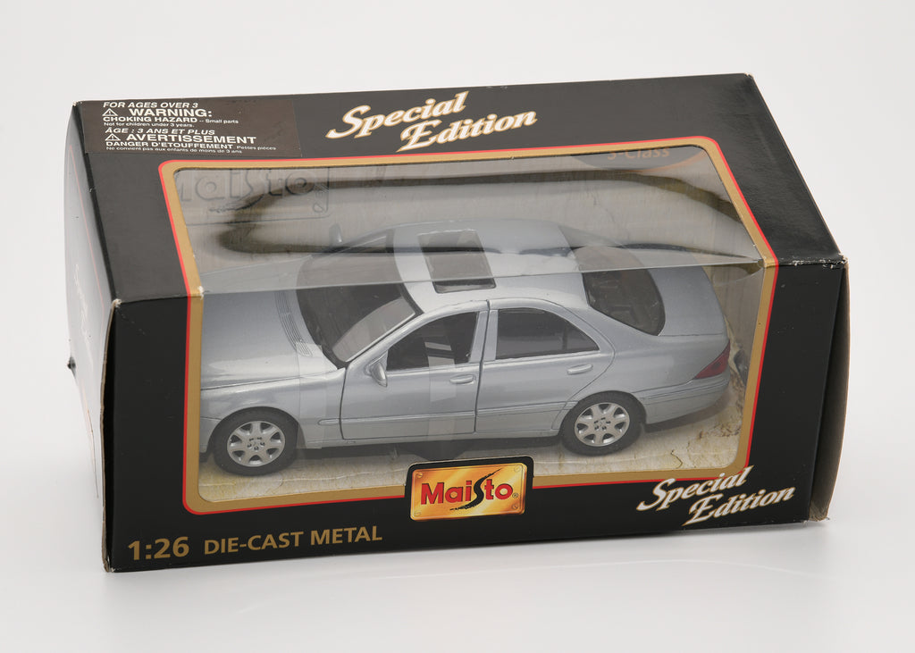 Maisto -Mercedes-Benz S-Class Special Edition - 1/26 Die Cast Metal
