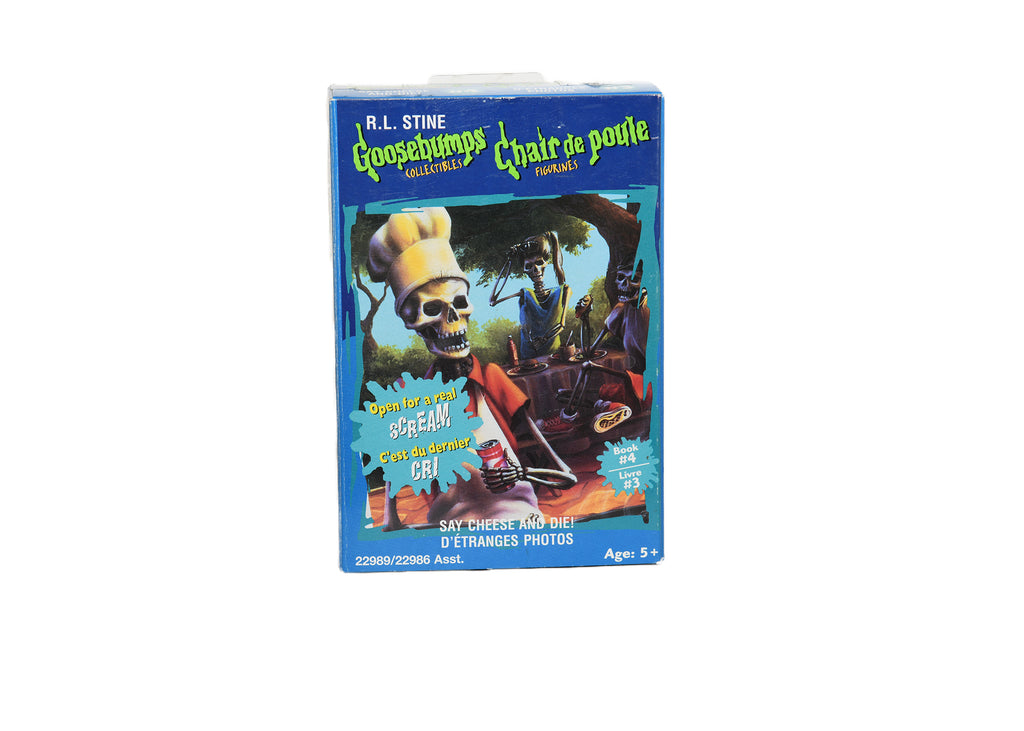 R.L. Stine Goosebumps Collectibles-Curly-Book #4 English-French Packaging NIB