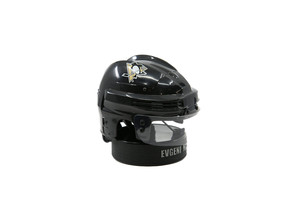 NHL Mini Plastic Hockey Helmet & Puck - Evgeni Malkin-Penguins
